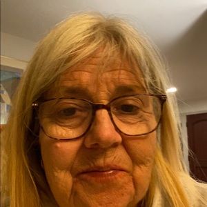 Meet your Posher, Christie